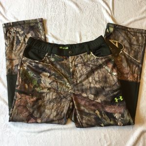 Under Armour Mossy Oak Camo Hunting Pant